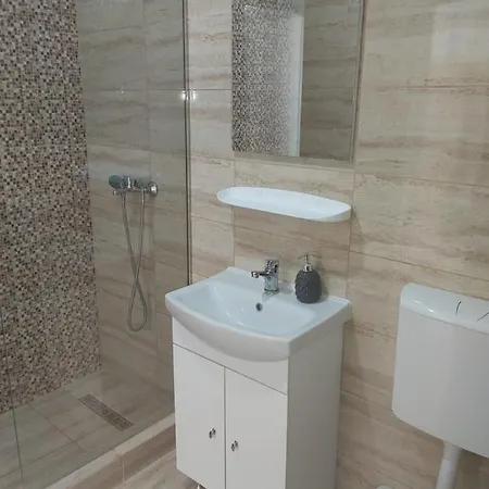 Loredana * Năvodari